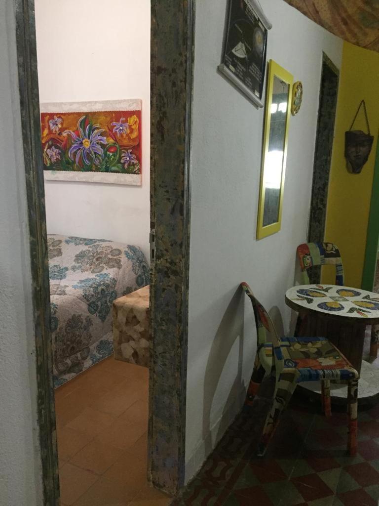 Hostel Gira Arte